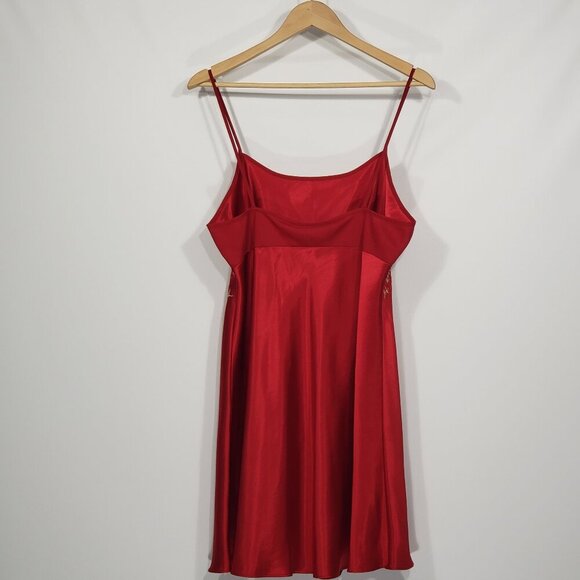 Delicates  Red Silky Nightie Slip Nightgown Negligee Large Sexy Boudoir Lingerie - Picture 3 of 5